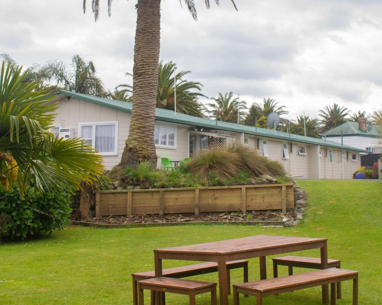 Palm Motel Waihi Eksteriør bilde